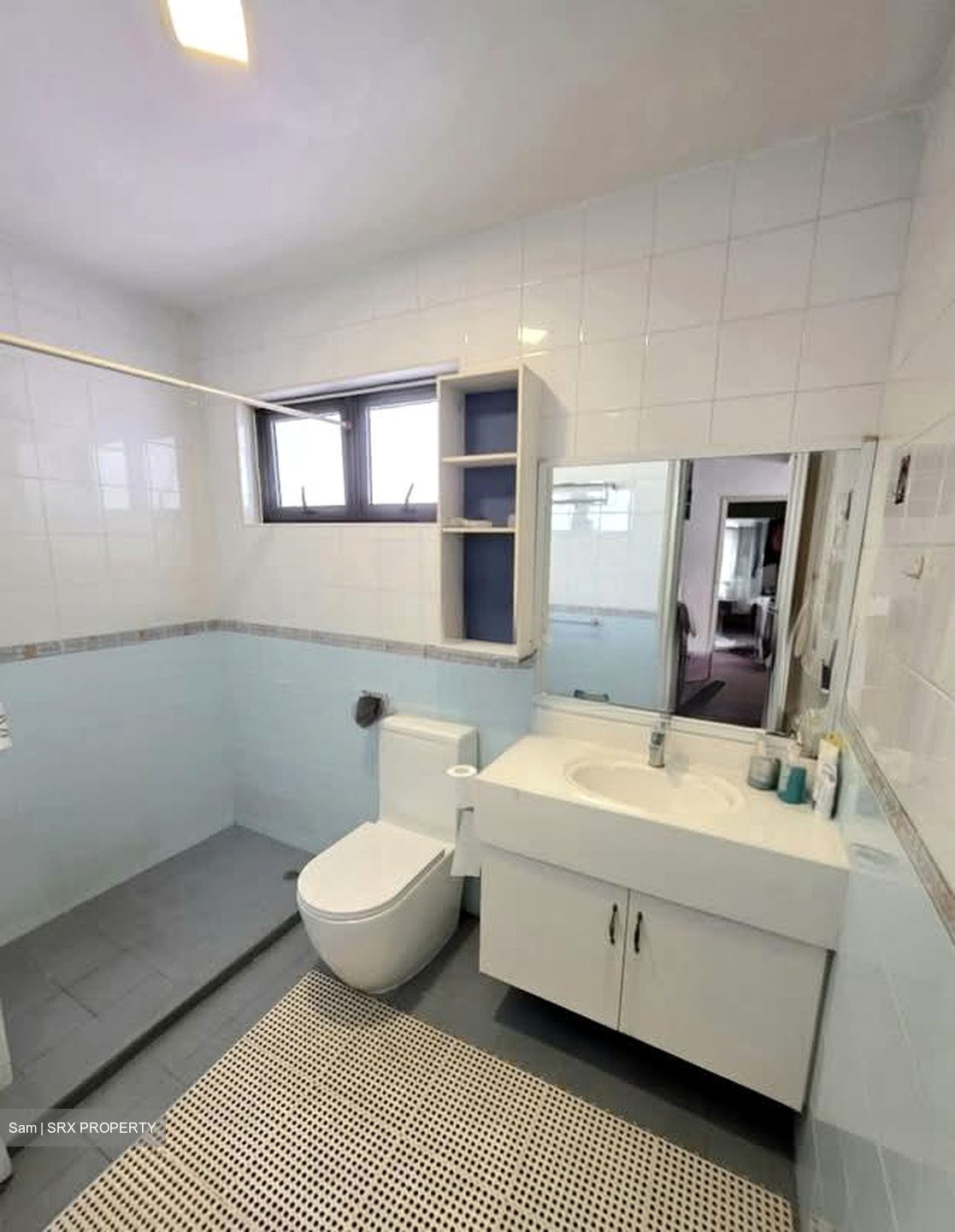 Charlton Park (D19), Terrace #537613311